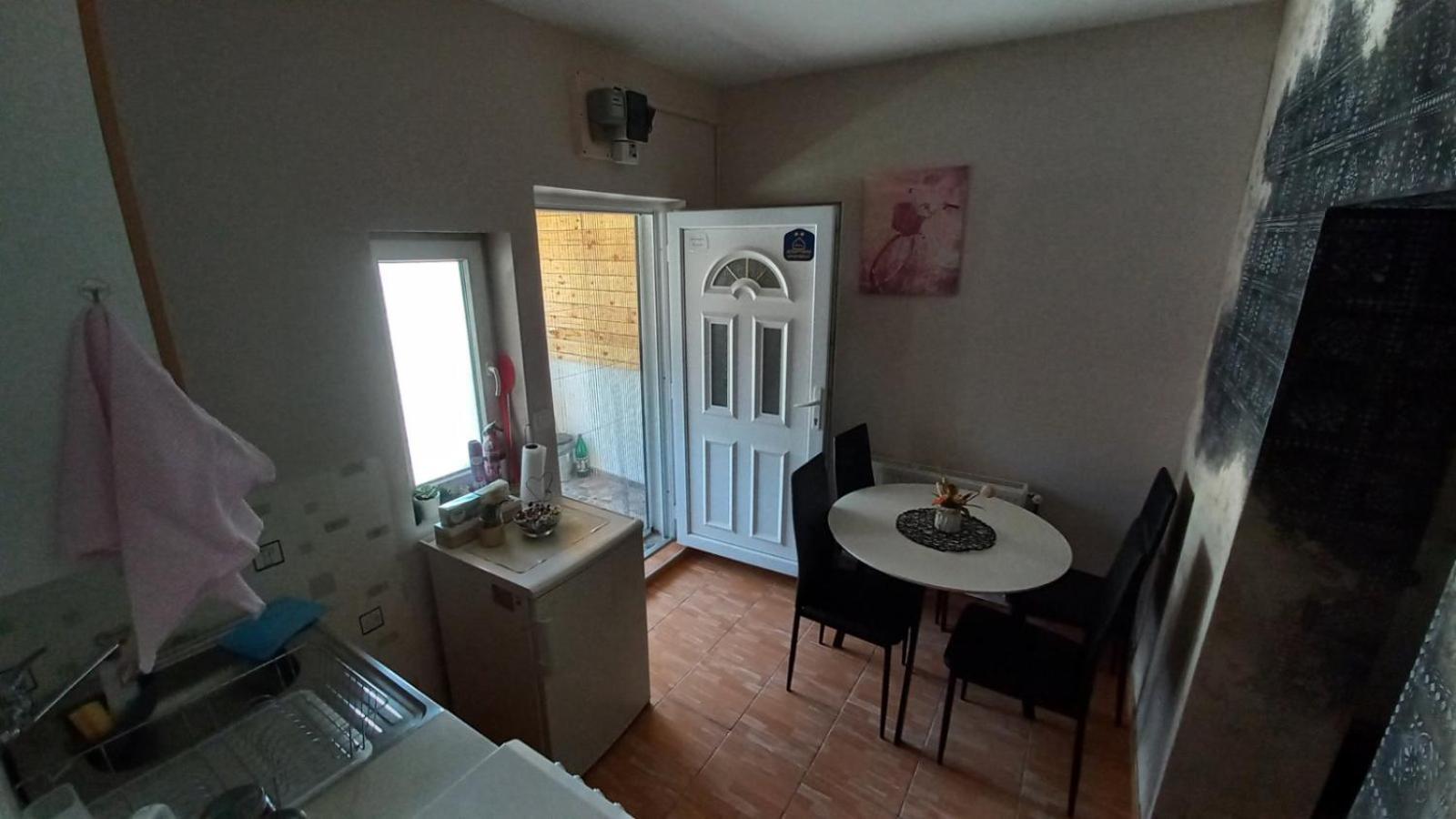 Apartman Ivona Овчар-Баня Екстер'єр фото